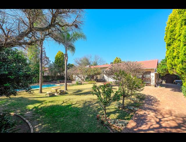 3 BEDROOM HOUSE FOR SALE IN GALLO MANOR